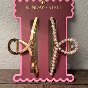 Sunday State Gold and Pearl Hair Clips